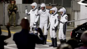 Prada aluniza junto a la NASA: los astronautas vestirán trajes espaciales de alta costura
