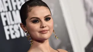 Selena Gómez conmocionada por las deportaciones masivas impulsadas por Donald Trump: “Están atacando a toda mi gente”