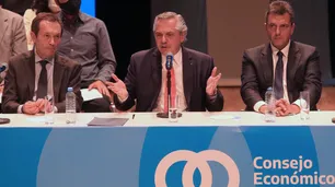 Alberto Fernández: "Un capitalismo que prescinde de los consumidores se suicida"