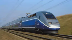Francia prohíbe el acceso de menores de 12 años a nuevos vagones de trenes de alta velocidad