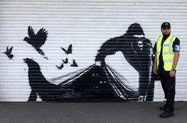 Banksy invadió las paredes de Londres con "Animales": nueve graffitis en nueve noches
