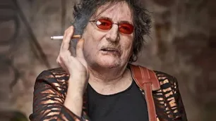 Charly García y la historia de su peor cumpleaños: Palito Ortega, la enfermera y los ojos "muy lejos"