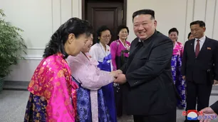 Kim Jong-un pidió entre lágrimas que las mujeres tengan más hijos para frenar la caída de la natalidad