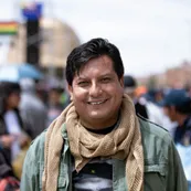 El extraño caso del líder universitario boliviano que estudia desde hace 33 años y desaprobó 200 materias