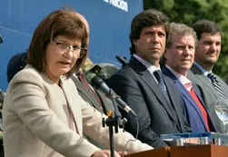 Un funcionario de Chubut y un informe complican aún más a Patricia Bullrich