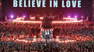 Coldplay dejó la Argentina y un álbum de imágenes inolvidables de sus diez recitales