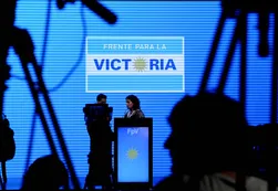 Moyano sacado: "La gata Sylvestre le chupaba las medias a la Presidenta, ahora es la Tigresa Acuña"