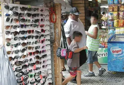 Advierten sobre los riesgos de comprar anteojos ‘truchos’