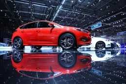 Ford sube precios de varios modelos en el Reino Unido por brexit