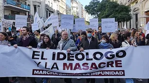 Marcharon en Congreso contra "la impunidad de los responsables de la Masacre en el Comedor" de PFA