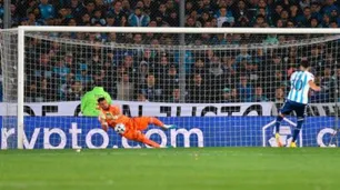 Boca le ganó a Racing por penales y es semifinalista