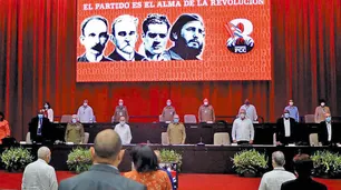 Cuba se asoma al fin de la dinastía de los Castro