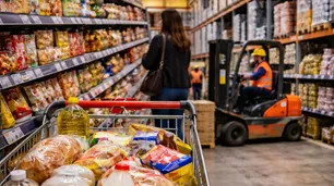Inflación en alimentos: bajaron 0,4% la primera semana de abril, pero lácteos y carnes siguen bajo la lupa