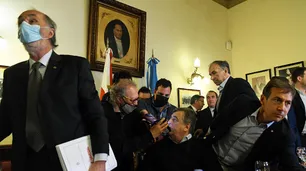 Juntos por el Cambio se negó a tratar 116 DNU y se retiró de la comisión bicameral