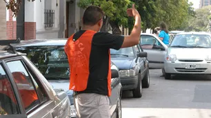 Naranjitas o cómplices: la policía investiga una supuesta banda organizada que opera en diferentes barrios