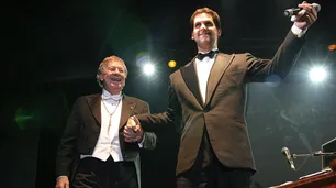 Gabriel Mores: “Cuando vi por primera vez a mi abuelo Mariano en el escenario descubrí a un superhéroe”