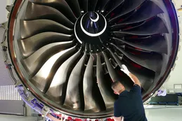 Rolls-Royce planea hacer volar a sus aviones eléctricos a partir de 2025