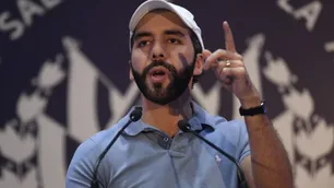 Bukele anunció déficit cero y le dio impulso a los bonos salvadoreños