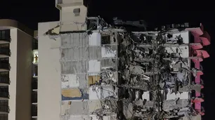 Se derrumbó un edificio en Miami: cientos de rescatistas buscan a los sobrevivientes