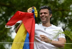 Euforia de Leopoldo López con su traslado: "No estoy dispuesto a claudicar en mi lucha"