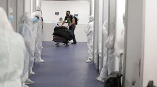 Empezaron los testeos en Ezeiza para los viajeros que llegan de Brasil, Chile y México