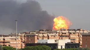 Una violenta explosión en una estación de servicio sacudió Roma: hay al menos 25 heridos