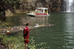Trágico derrumbe de rocas en Brasil: paseo fatal dejó 10 fallecidos en Minas Gerais