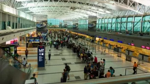Aerolíneas Argentina canceló sus operaciones por el paro de la CGT