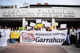 El Gobierno cambia el sistema de residencias y en el Garrahan denuncian un "cierre" encubierto