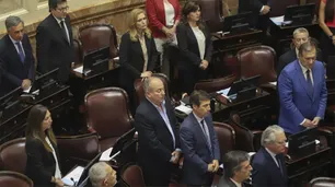 El Senado aprobó la Ley Micaela y el proyecto que desregula el papel de diario