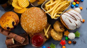 Un estudio de la Universidad de Harvard vinculó el consumo de alimentos ultraprocesados con un mayor riesgo de demencia