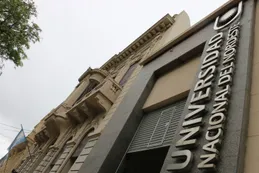 Revés para la UNNE: la Justicia rechazó su reclamo por una publicación que comparaba al Consejo Superior con Videla