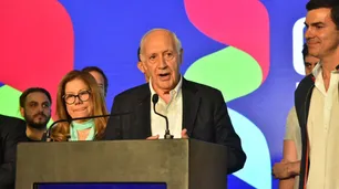 Lavagna reconoció la derrota y se comprometió a ayudar a buscar acuerdos