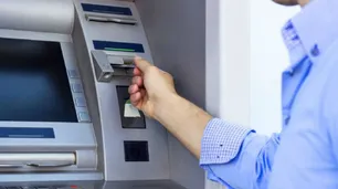 Algunos bancos aumentan a $40.000 tope de extracción diaria en cajeros automáticos