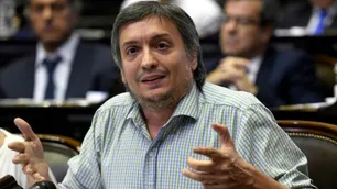 Máximo Kirchner dijo que no lo dejan pegar carteles de Cristina en Avellaneda: el video que mostró