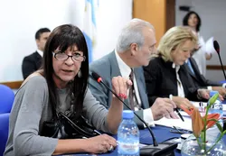 Conti: "Nosotros estamos trabajando y Martín Insaurralde está tomando sol"