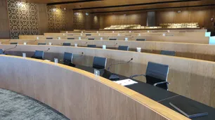 Córdoba en Off: Maltratos y quejas, las perlitas del nuevo edificio del Concejo Deliberante