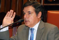 El exgobernador de Misiones Carlos Rovira está internado en Buenos Aires