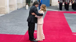 Javier Milei y Giorgia Meloni sellan una alianza energética entre YPF y ENI