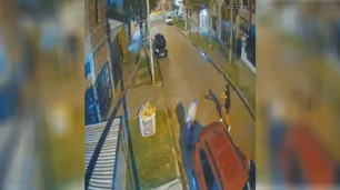 Un policía retirado fue asesinado por motochorros que intentaron robarle el auto