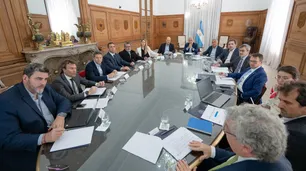 El dilema de Milei: buscar acuerdos políticos para sostener la gobernabilidad y mantener el relato outsider