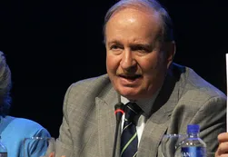 Daniel Sabsay: “Si el Presidente no cumple con el fallo de la Corte, corresponde un juicio político”