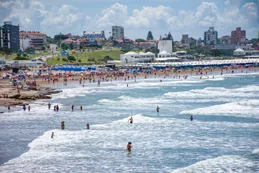 La temporada bonaerense arrancó con 75% de ocupación y un destino sorprende con 100% de reservas