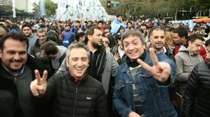 Fotos: quiénes son los dirigentes peronistas que marcharon contra el FMI