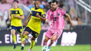 Messi colosal, los 10 que juegan con él algo aportaron, e Inter Miami venció a Nashville 2-1