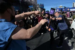 Quiénes participaron del ataque a Javier Milei en Lomas de Zamora y cuál es la denuncia que analiza el Gobierno