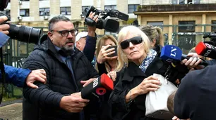 Las jubiladas prestamistas de Manuel Adorni no recordaban detalles de la operación: "Nunca saben nada"
