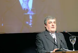 Das Neves confirmó que tiene cáncer pero mantendrá su candidatura en Chubut