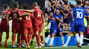 Potencias del fútbol inglés rechazan acuerdo de TV con Sky