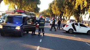 Violento choque frontal frente al Aeroparque Jorge Newbery: 3 heridos con pronóstico reservado
